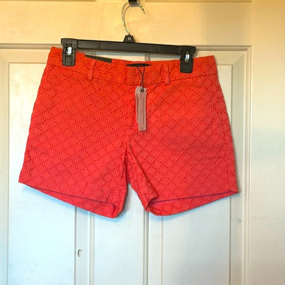 Banana Republic Pants - Women’s new with tags Banana Republic shorts size OP